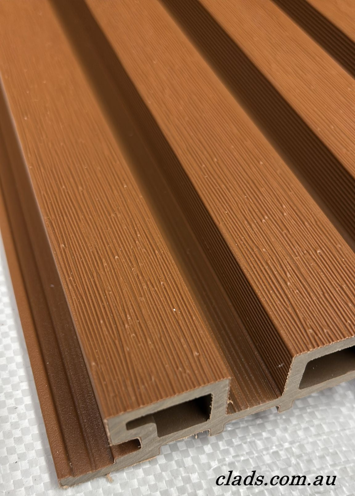External Cladding In Brown 5 Slat 2.2 M