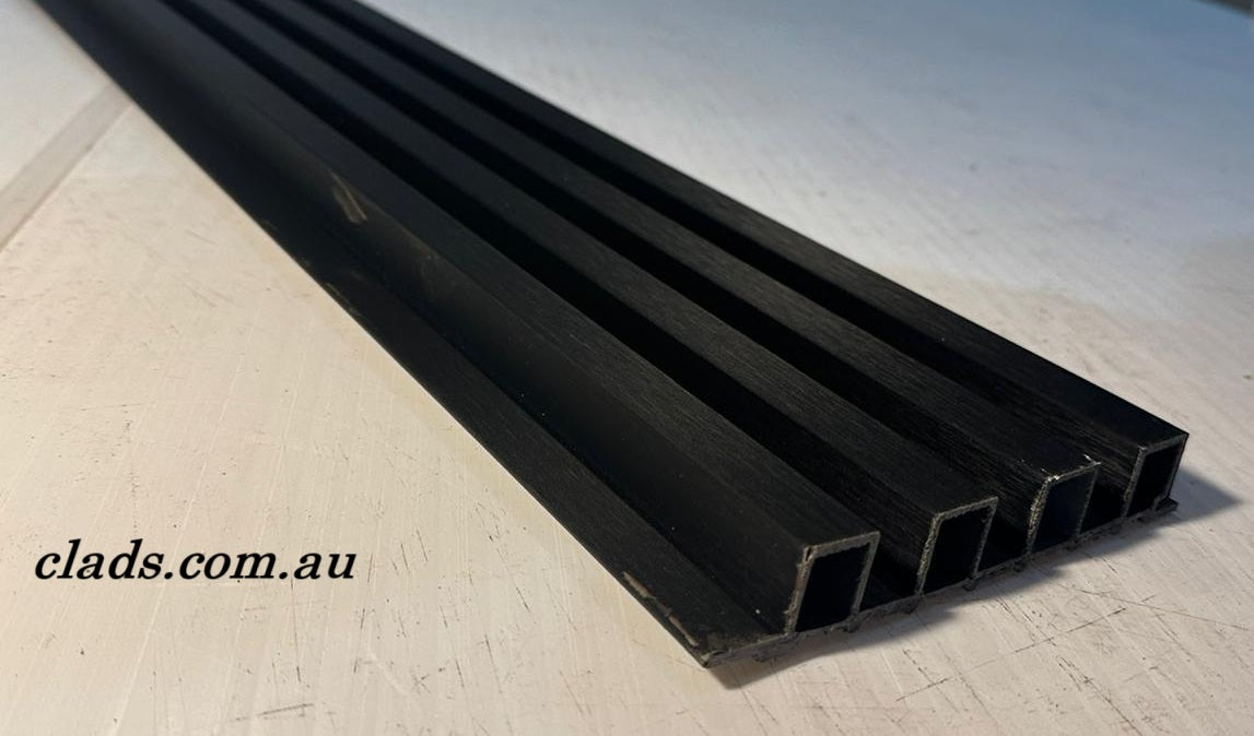 Internal Cladding in Matt Brush Black 4 Slat 2.7 M