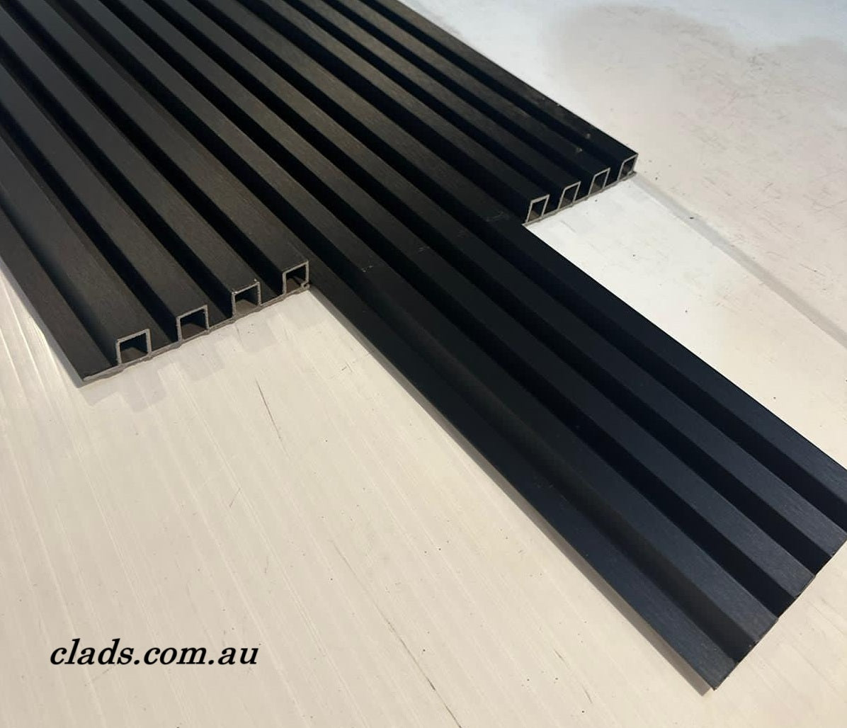 Internal Cladding in Matt Brush Black 4 Slat 2.7 M