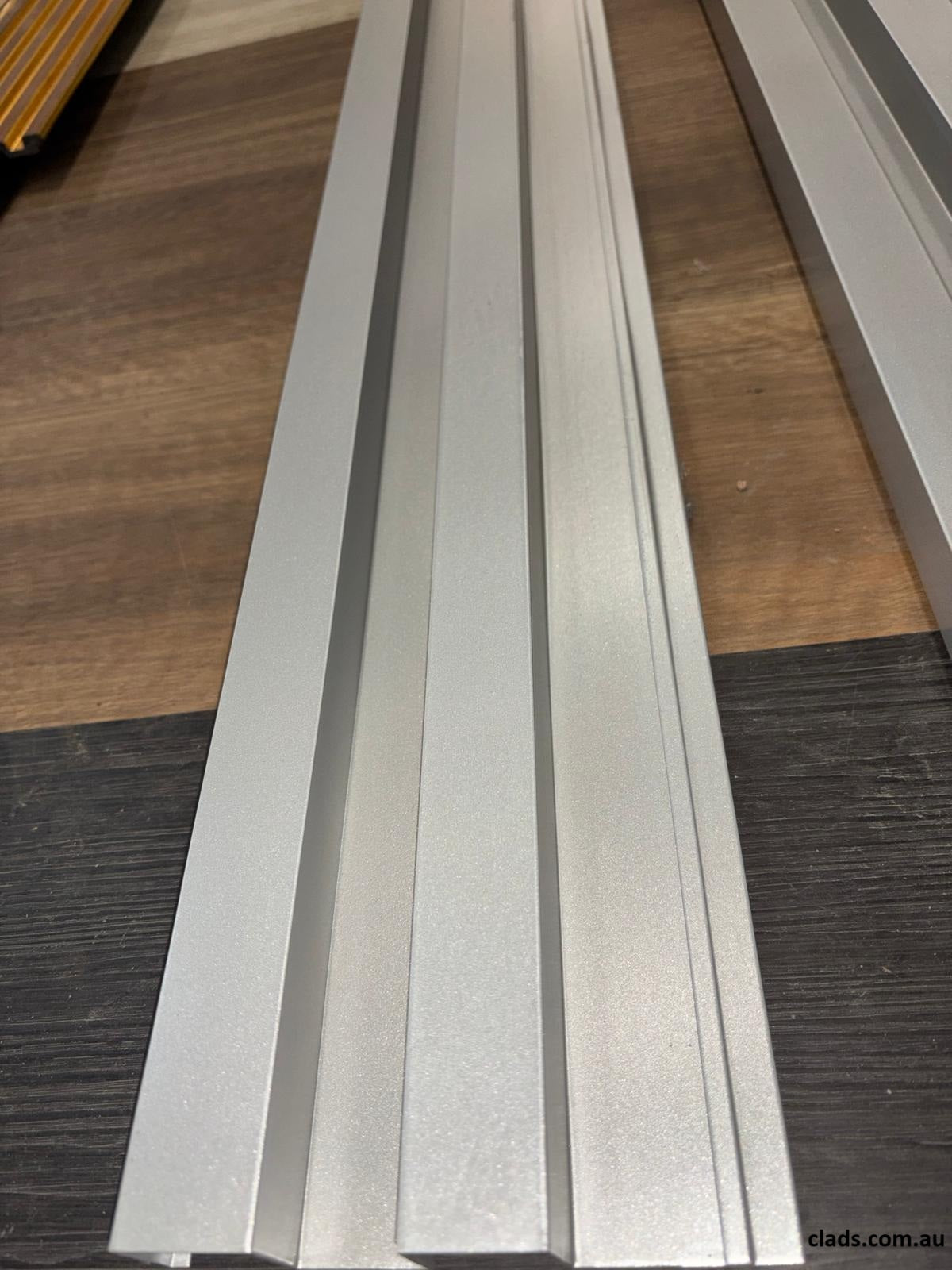 Aluminium Cladding In Silver 3.2 M