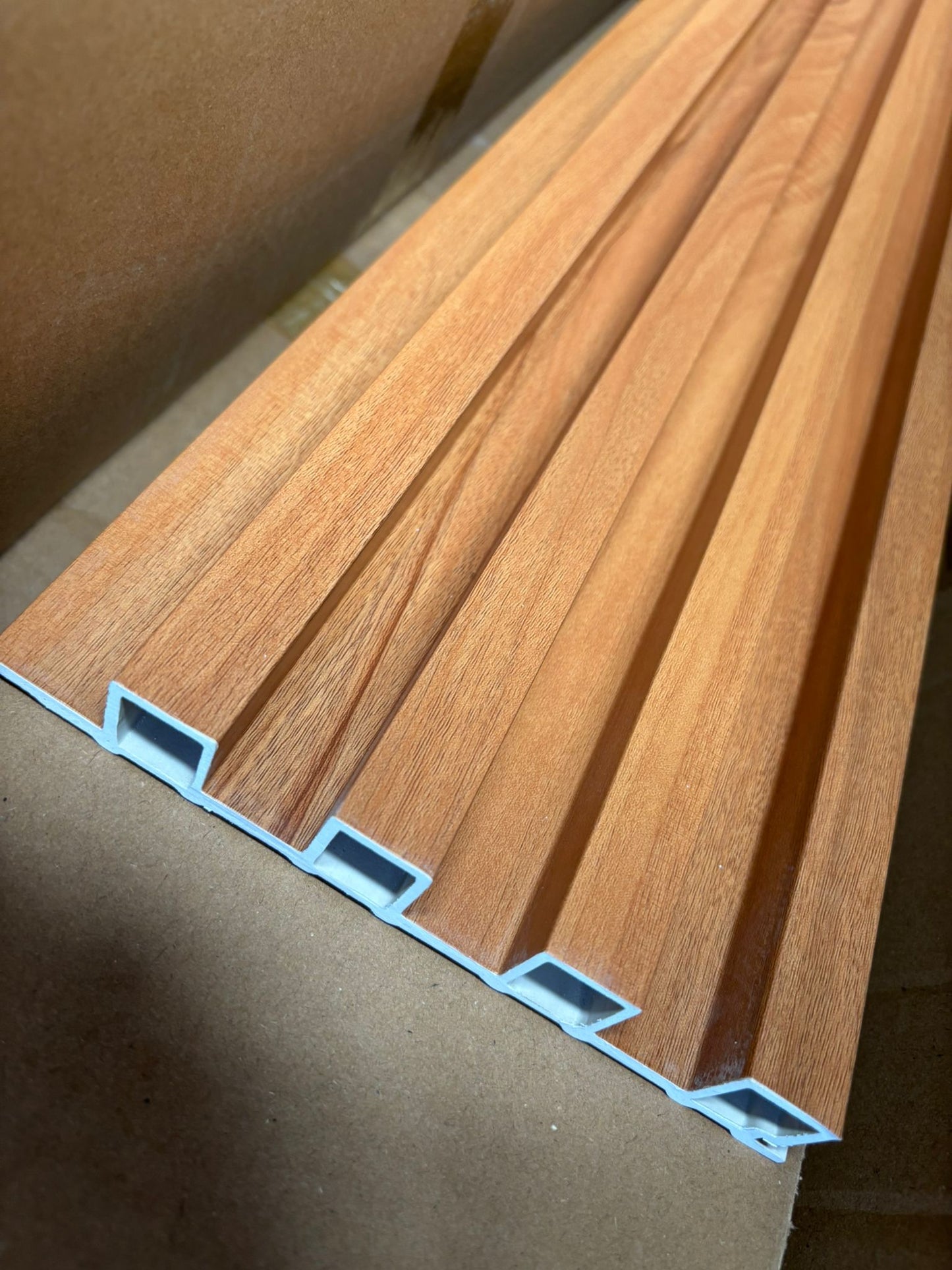 Internal Cladding In LK3008 4 Slat