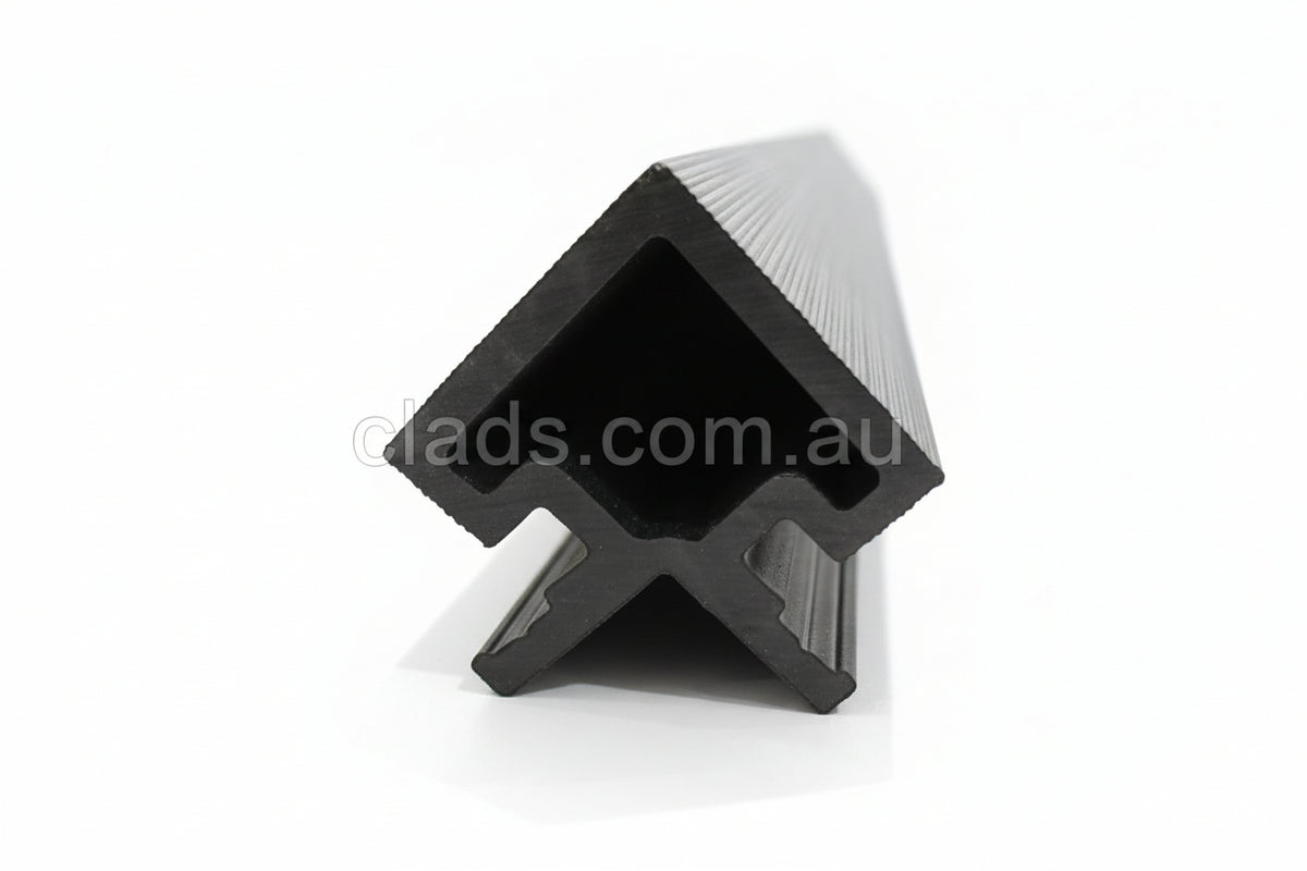 Cladding Return Corner Mahogany Corner Trim 2.9m for External & Internal Use