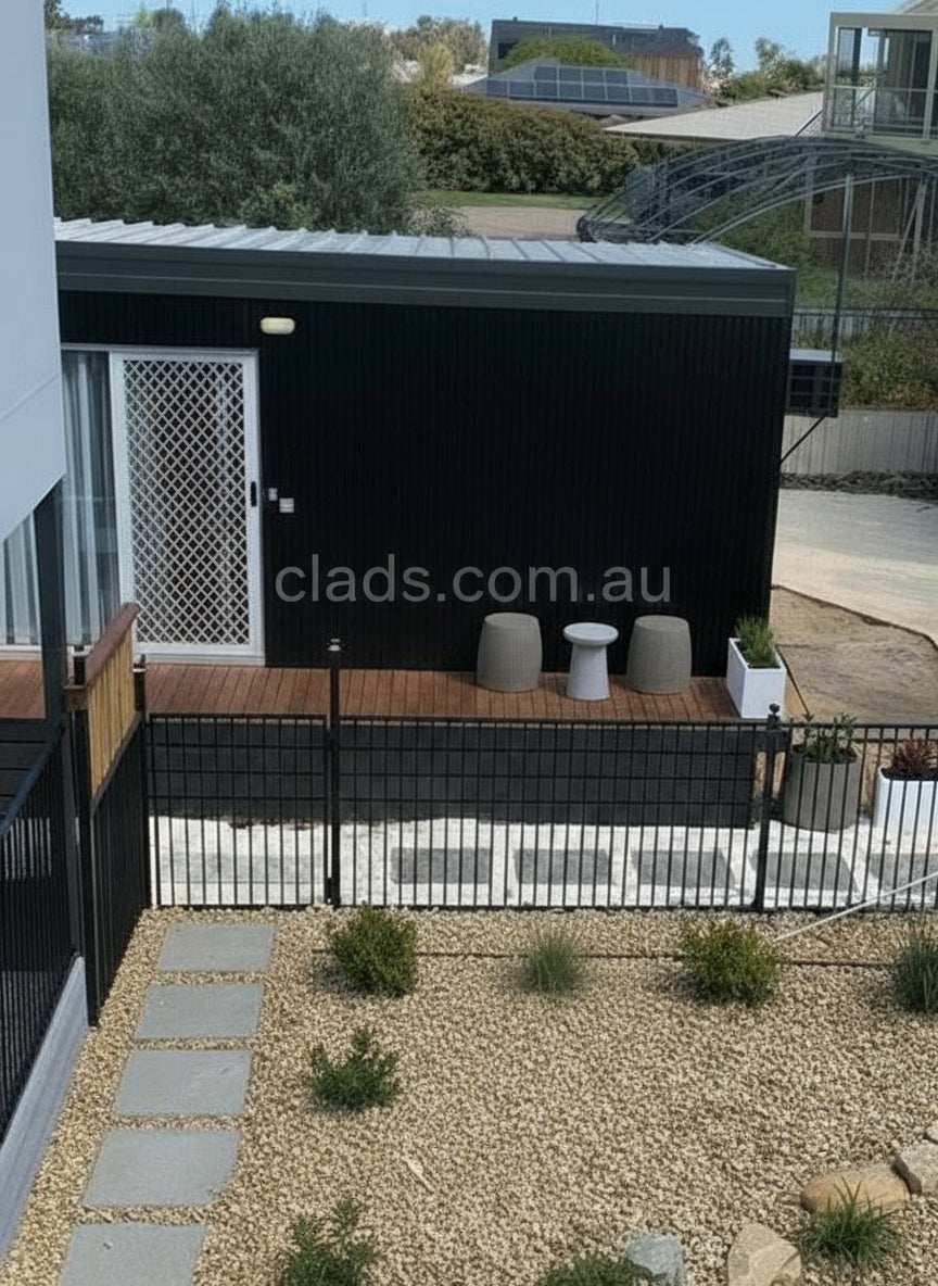 Aluminium Cladding In Black 3.2 M