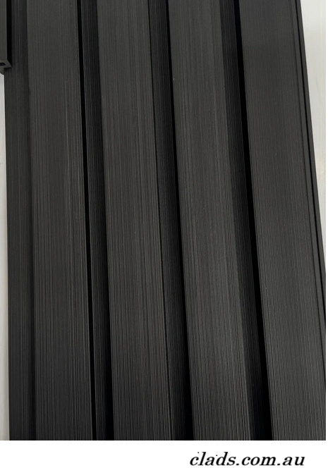 External Cladding In Midnight Black 4 Slat - Cladding Supplies Of Australia