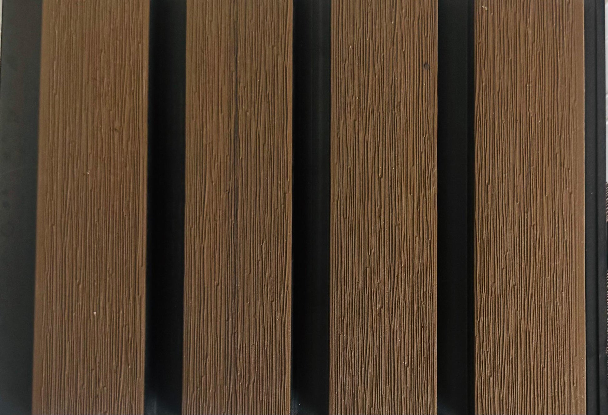 External Half Cladding In Walnut 4 Slat 3 M - Cladding Supplies Of Australia