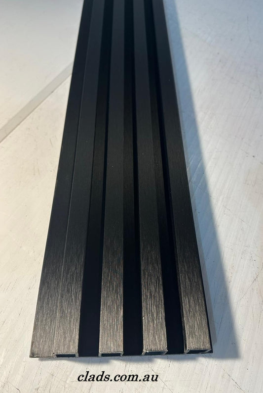 Internal Cladding in Matt Brush Black 4 Slat 2.7 M