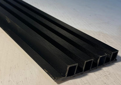 Internal Cladding In Matt Brush Black 4 Slat 3 M