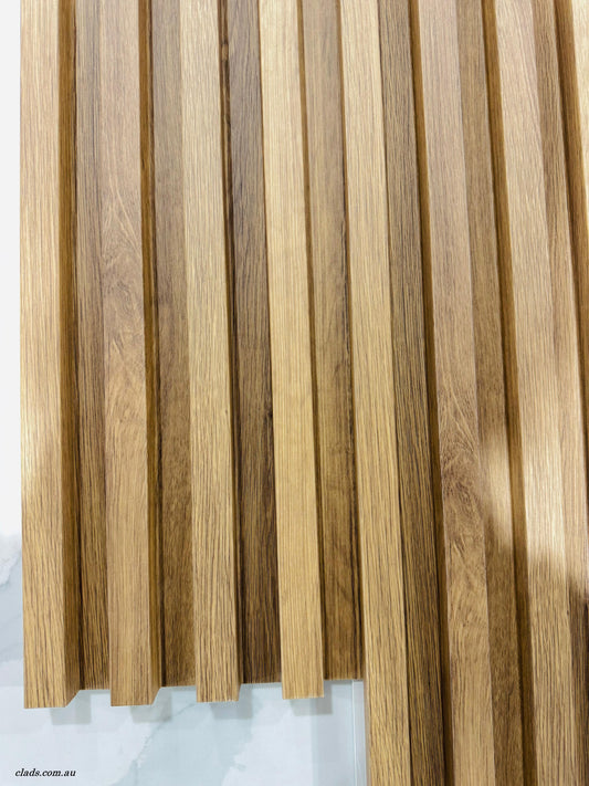 Internal Cladding In Dark Teak 4 Slat 2.7 M