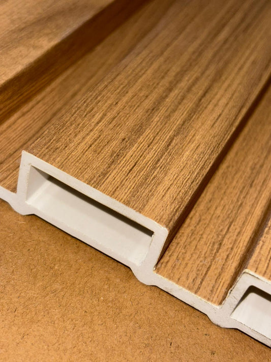 Internal Cladding In Teak 4 Slat 3.5 M