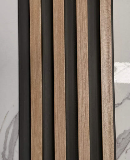 Internal teak half cladding with 4 slats, 3 meters long, showcasing natural wood grain for interior wall decoration.