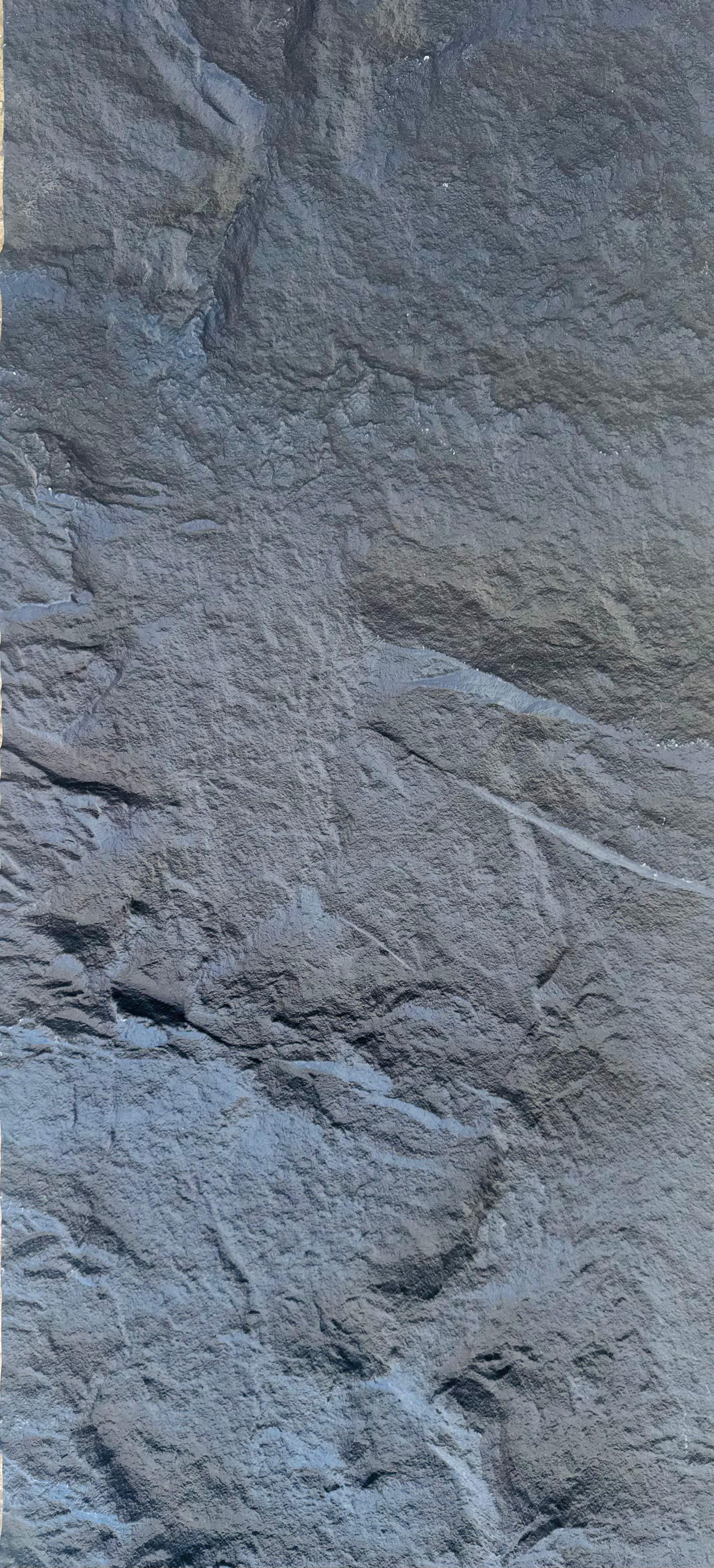Fake Stone In Large Stone In Black 600*2900*50MM - Cladding Supplies Of Australia