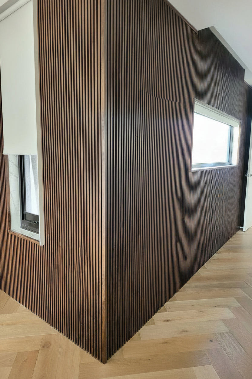 Walnut Mini Rib Cladding Resort Chic- 6‑Slat Walnut/Chestnut Internal WPC Panel