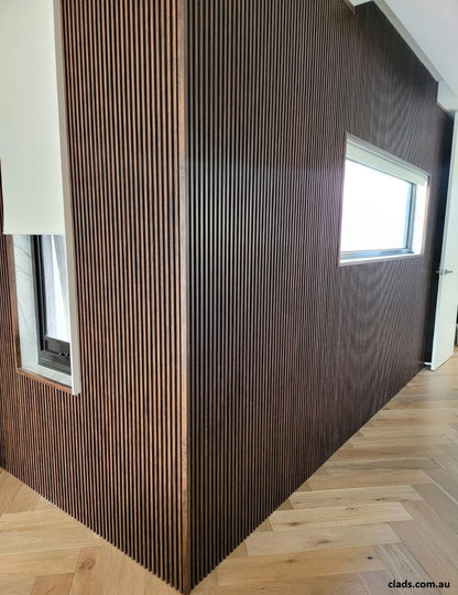Internal Cladding In Walnut/Chestnut (6180-1) 6 Slat 3 M