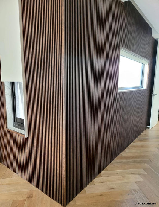 Internal Cladding In Walnut/Chestnut (6180-1) 6 Slat 3 M
