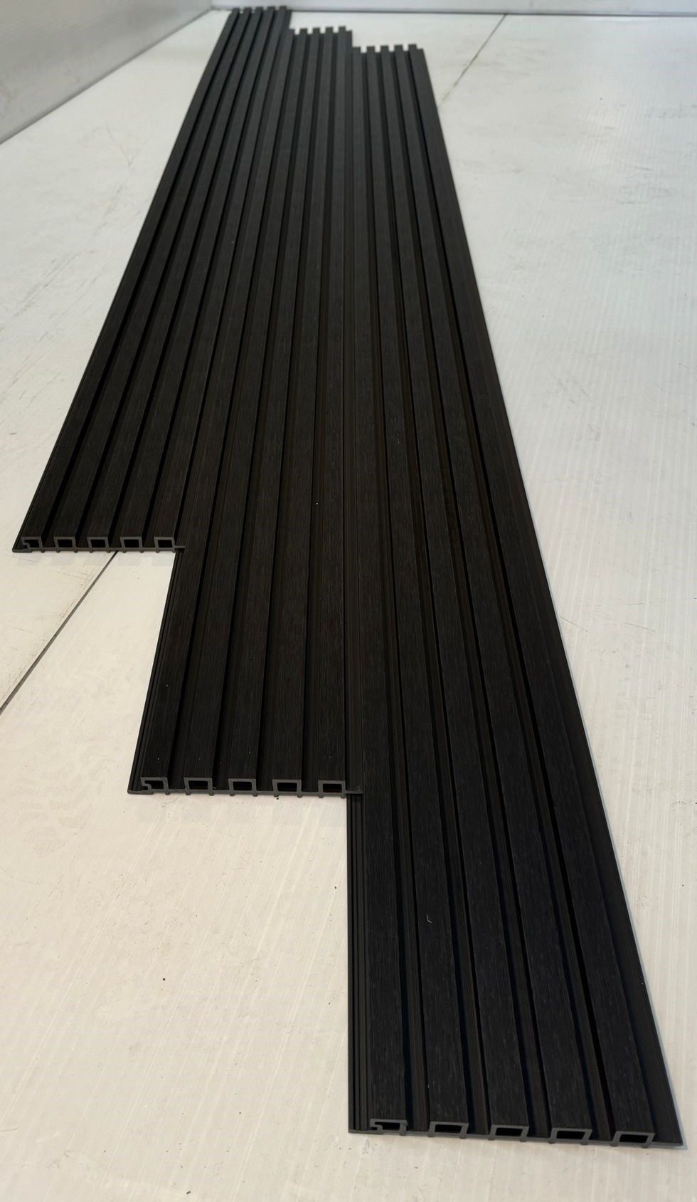 External Cladding Black Color 5 Slat 2.7 M | Cladding Supplies Of Australia