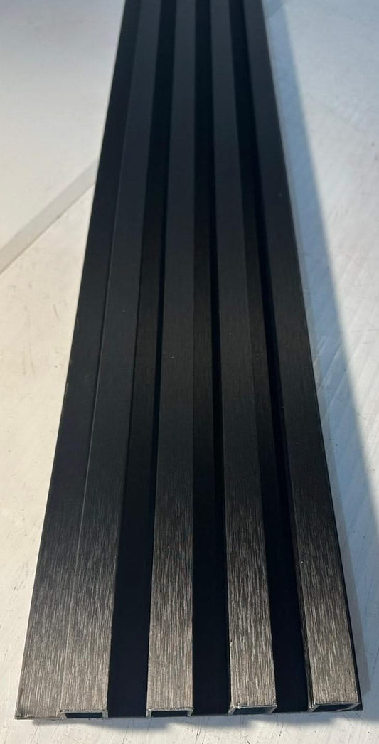 Internal Cladding In Matt Brush Black 4 Slat 3 M - Cladding Supplies Of Australia